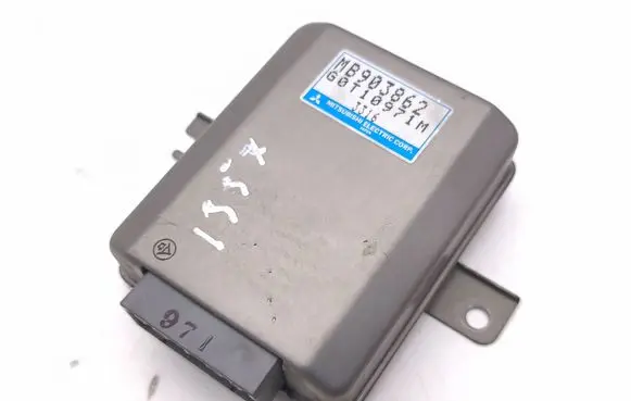 Mitsubishi 3000 GT Cruise control unit/module MB903862 G0T10971M