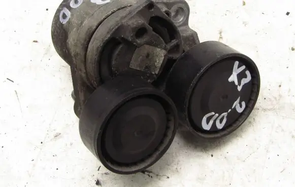 BMW X3 F25 Timing belt tensioner 
