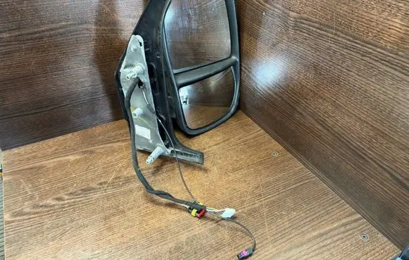Iveco Daily 4th gen Front door electric wing mirror 5801367641 202308D