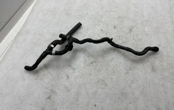 Fiat 500E Hybrid/electric vehicle battery cooling hoses/tubes 289020 52139378