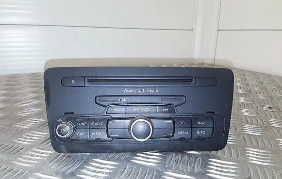 Audi A1 Radio/CD/DVD/GPS head unit 8x0035183f
