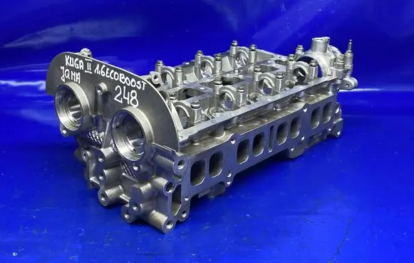 Ford Kuga II Engine head RFBM5G6090ED