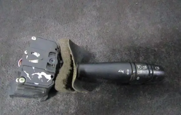 Renault Laguna I Indicator stalk 36717a