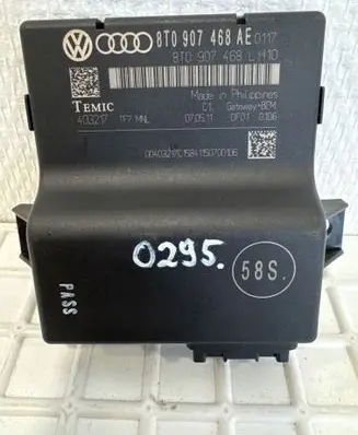 Audi A4 S4 B8 8K Gateway control module 8T0907468AE 8T0907468L 403217