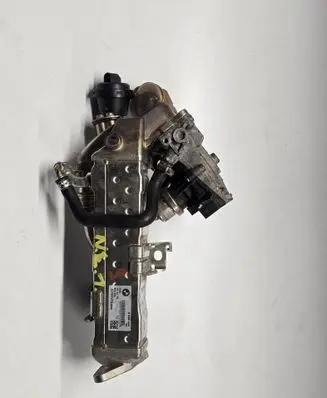 BMW 5 F10 F11 EGR valve cooler 8596444