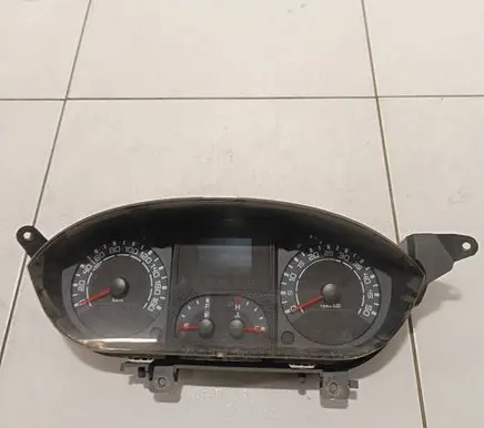 Iveco Daily 35 - 40.10 Speedometer (instrument cluster) 69500155 503001430200