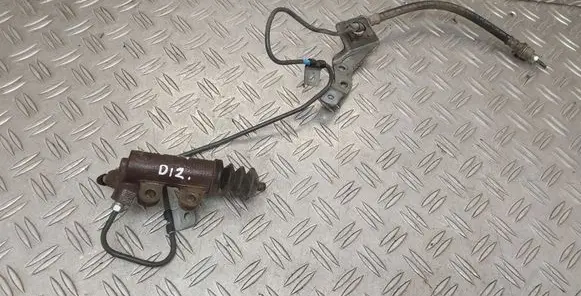Clutch slave cylinder