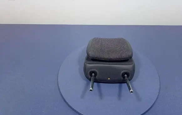 Peugeot 508 RXH Front seat headrest 