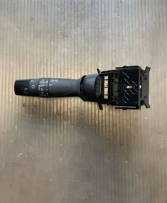 Honda CR-V Indicator stalk M52531