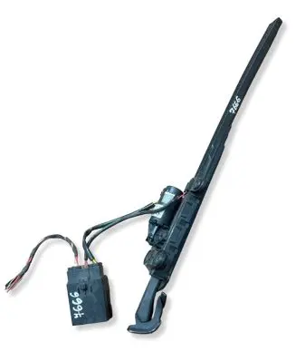 BMW 3 E90 E91 Seat belt height adjuster 9165378