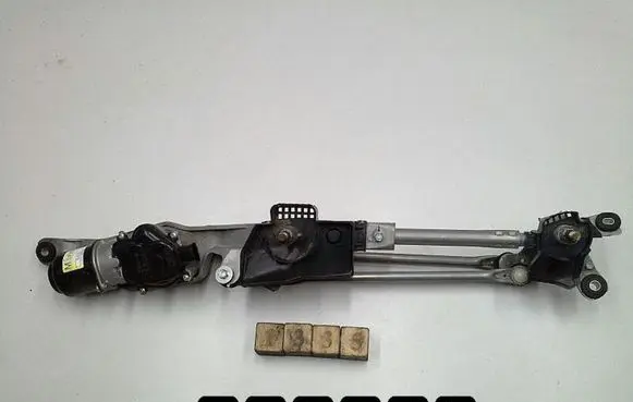 Mazda 2 Front wiper linkage and motor