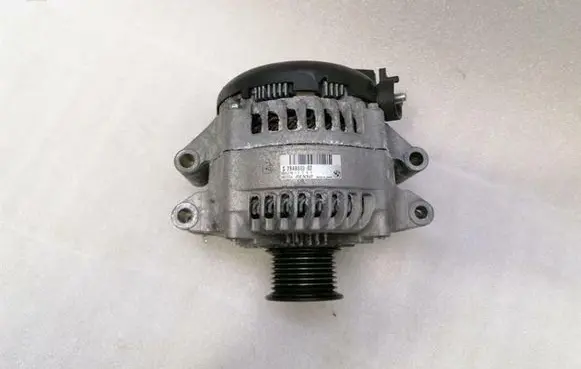 BMW 3 F30 F35 F31 Generator/alternator 7848603