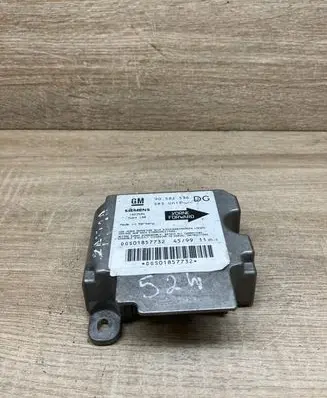 Opel Zafira A Airbag control unit/module 90582536 5WK4190