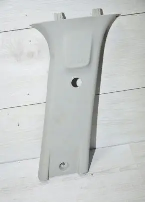 (B) pillar trim (top)