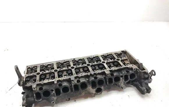 BMW 5 GT F07 Engine head 7800003
