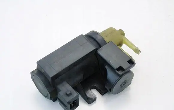Opel Zafira B Turbo solenoid valve 8981056561