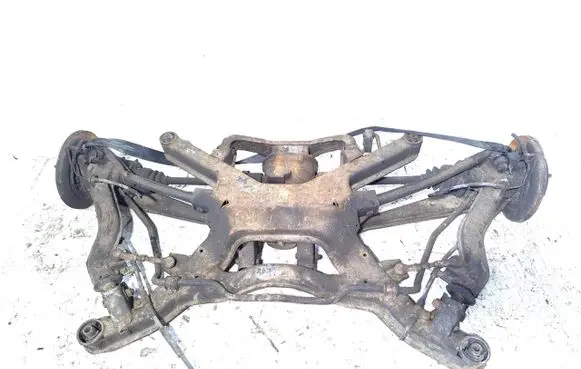 Mitsubishi Montero Rear axle beam with reductor 