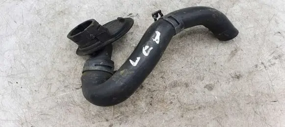 Mercedes-Benz C W203 Engine coolant pipe/hose NOCODE
