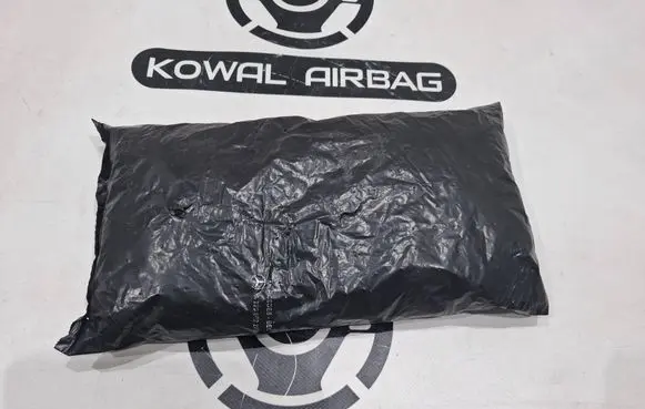 Mercedes-Benz GLS X167 Front sound insulation A2206822730