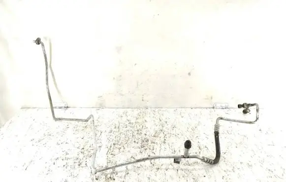 Renault Laguna III Air conditioning (A/C) pipe/hose DY3940M