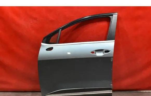 KIA Sportage Front door 