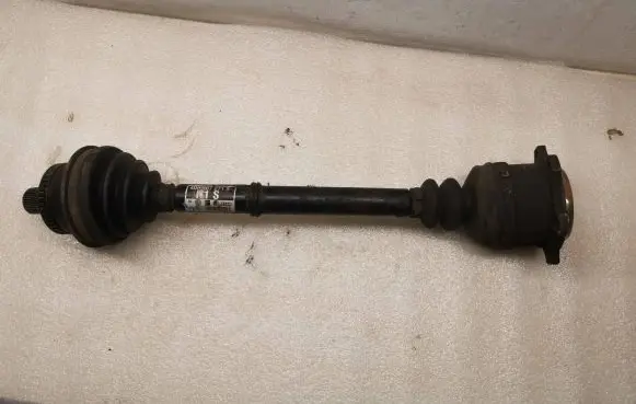 Audi A8 S8 D2 4D Front driveshaft 4D0407271S