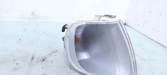 Volkswagen Polo III 6N 6N2 6NF Front indicator light 183587B