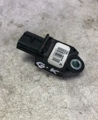 Lexus IS 220D-250-350 Airbag deployment crash/impact sensor 898310w040
