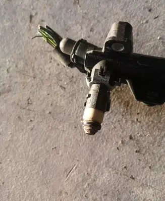 Audi A2 Fuel injector 036906031M