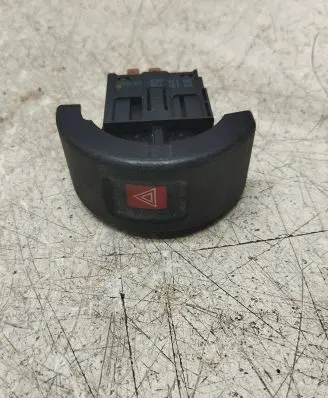 Opel Astra G Hazard light switch 09131728