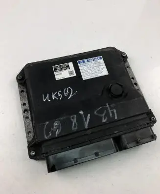 Toyota Prius c Engine control unit/module ECU 8966147830