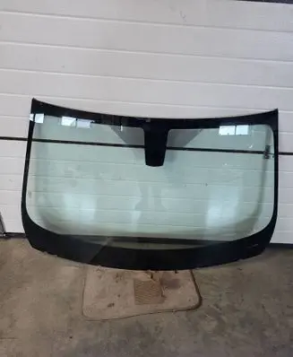 BMW 4 F32 F33 Front windscreen/windshield window