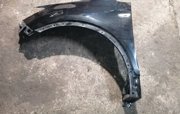 Buick Encore I Fender 95245366