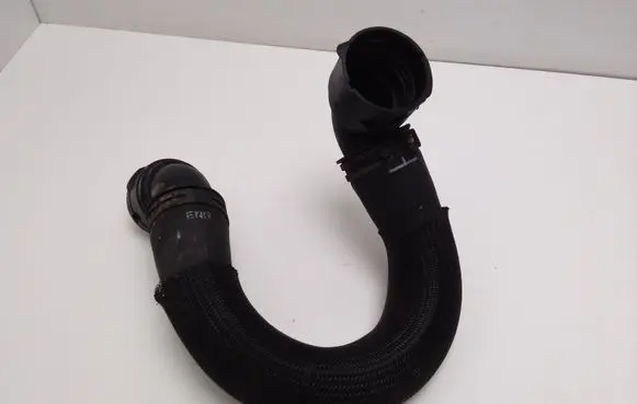 Opel Mokka X Engine coolant pipe/hose 95400951