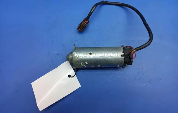 Mercedes-Benz S W220 Seat adjustment motor 0130002479