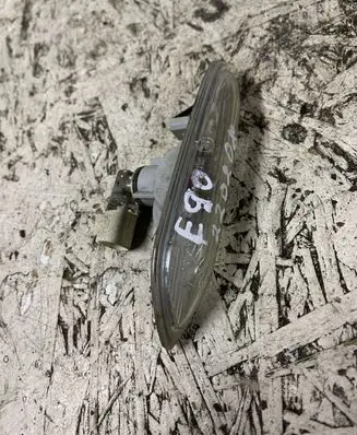 BMW 3 E90 E91 Front fender indicator light