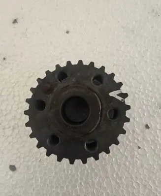 Audi A4 S4 B7 8E 8H Camshaft pulley/ VANOS 06D105263