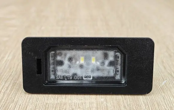 BMW 5 G30 G31 G38 Number plate light 9481842
