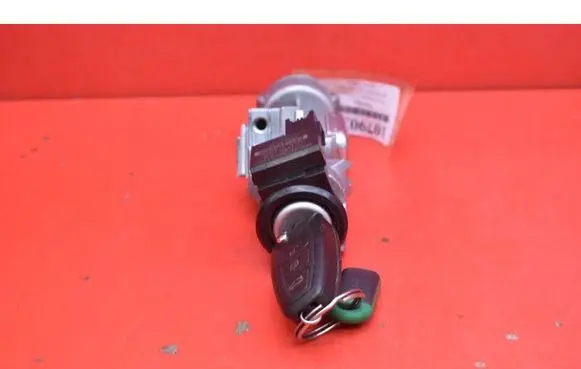 Ford Focus Ignition lock 8M513F880AE