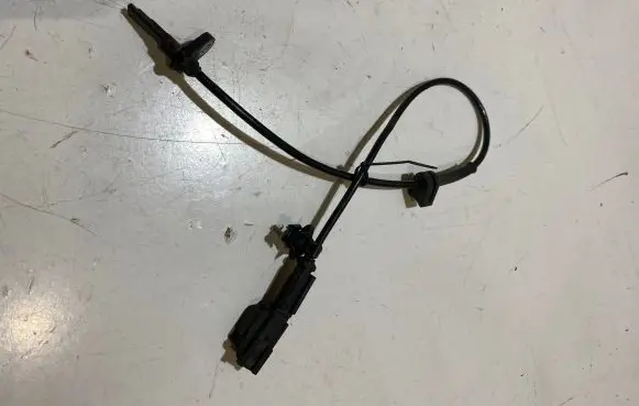 Ford Mustang VI ABS rear brake sensor FR3C2C190BA