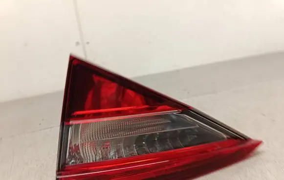 Skoda Superb B8 (3V) Tailgate rear/tail lights