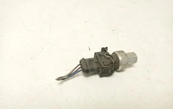 Jaguar XE Air conditioning (A/C) pressure sensor 31292004