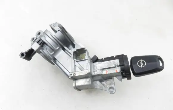 Opel Zafira B Ignition lock 2421430 N0501882