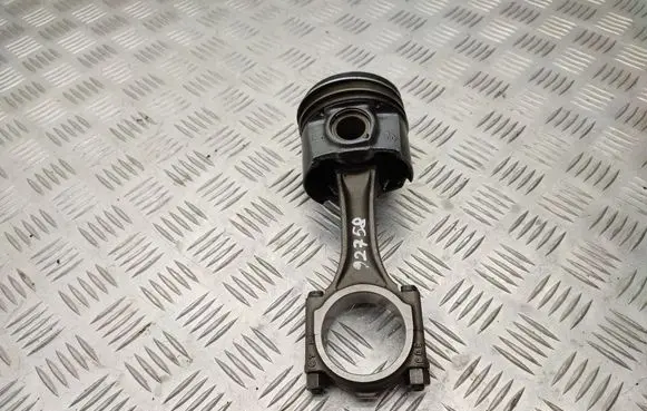 Peugeot Traveller Piston with connecting rod 9812818680