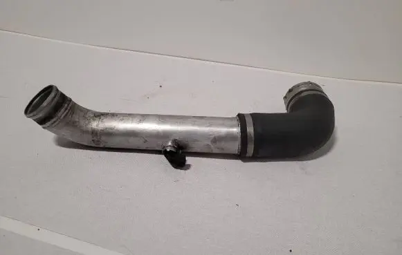 BMW 5 E60 E61 Intercooler hose/pipe 7938960