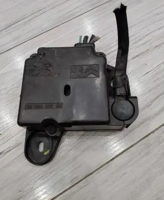 Citroen DS3 Other control units/modules 9676631080