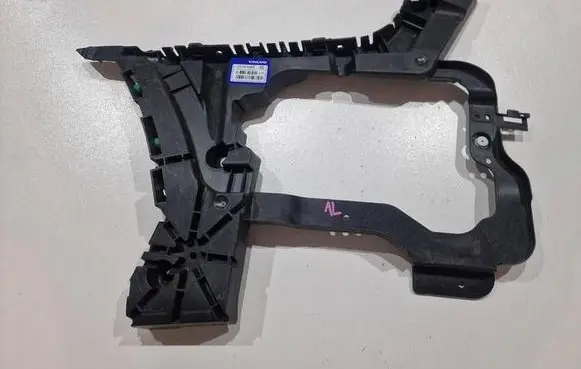 Volvo S90, V90 Rear bumper mounting bracket 31383286 31425065