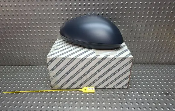 Alfa Romeo Giulia Plastic wing mirror trim cover 156115737