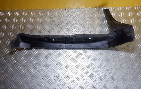 Fender end trim