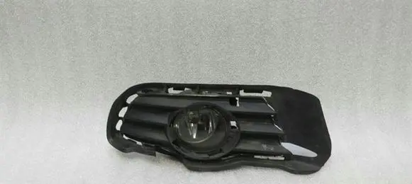 Mercedes-Benz C W204 Front fog light A2518200856